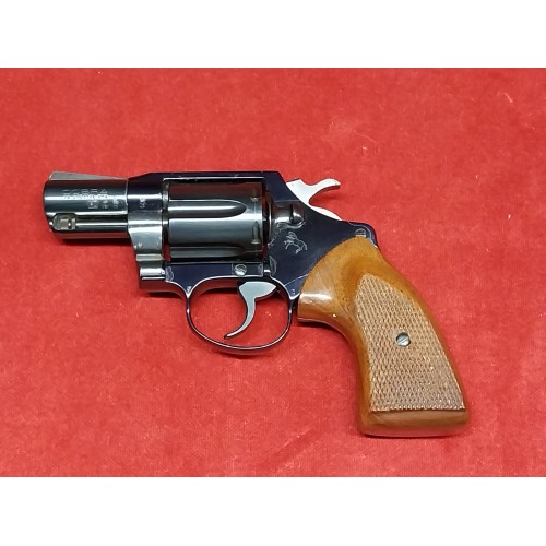 REVOLVER COLT COBRA